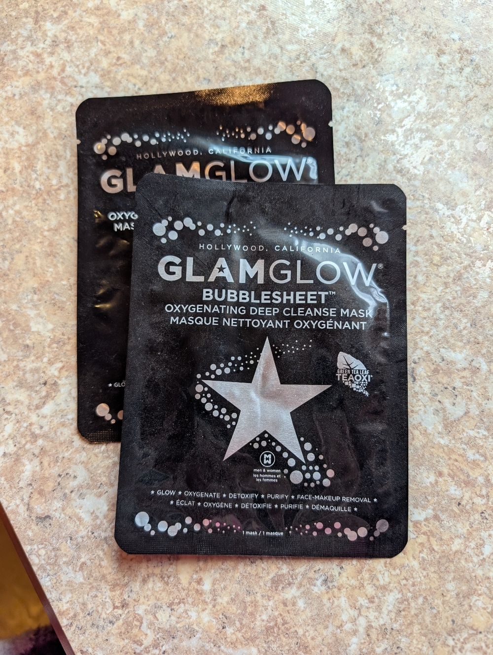 GLAMGLOW Bubblesheet Oxygenating Mask - Black & Silver Star 2 Pack